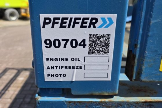 Genie GS2632 Electric, 10m Working Height, 227kg Capacit GS2632 Electric, 10m Working Height, 227kg Capacit 2015 2 Scissor...