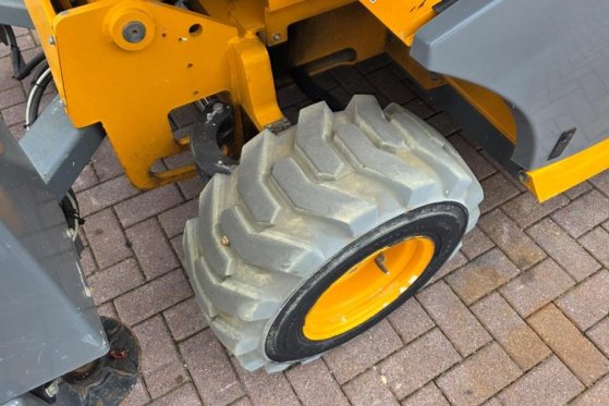 Haulotte COMPACT 10DX Diesel, 4x4 Drive, 10.2m Working Heig Haulotte COMPACT 10DX Diesel, 4x4 Drive, 10.2m Working Heig 20...