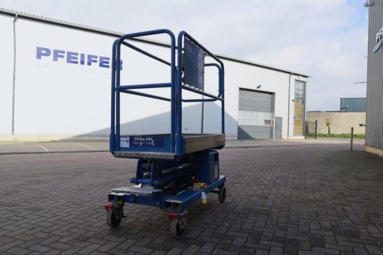JLG Power Tower Electric, 5.10m Working Height, 250kg Power Tower Electric, 5.10m Working Height, 250kg 2017 2 image 2