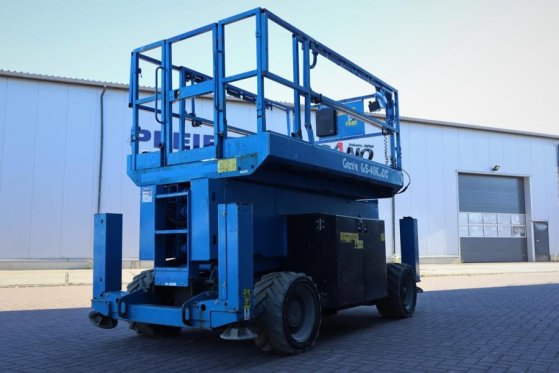 Genie GS4069DC Electric, 14m Working Height, 363kg Capac GS4069DC Electric, 14m Working Height, 363kg Capac 2014 2 Scissor...