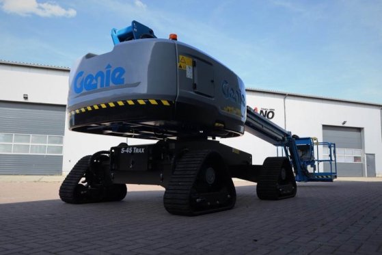 Genie S45XC Trax Valid inspection, *Guarantee! Diesel, 4 S45XC Trax Valid inspection, *Guarantee! Diesel, 4 2022 2 image 2