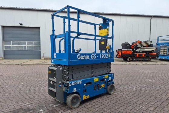 Genie GS1932 E-Drive Several In Stock, 8m Working Height 4842 2021 2 Scissor Lifts image 2