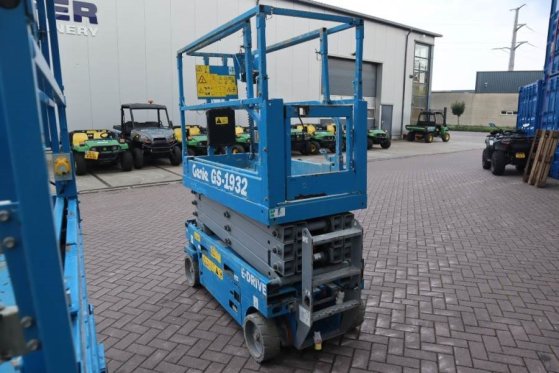 Genie GS1932 E-Drive Several In Stock, 8m Working Height 4842 2021 2 Scissor Lifts image 2