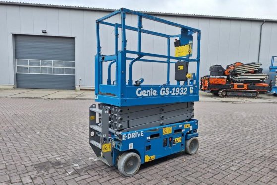 Genie GS1932 E-Drive Several In Stock, 8m Working Height 4842 2021 2 Scissor Lifts image 2