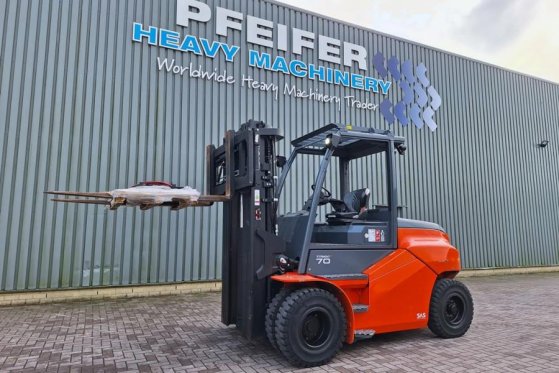 Toyota 9FBM70T Electric, 7 Tons Capacity, Lift Height 4.7 9FBM70T Electric, 7 Tons Capacity, Lift Height 4.7 2022 2 Forkli...
