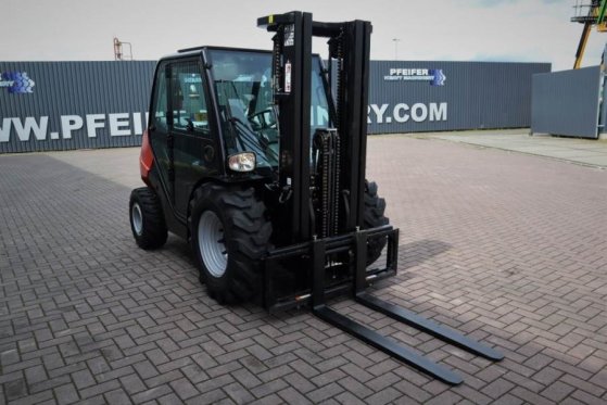 Manitou MC25-4 Valid Inspection, *Guarantee, Diesel, 4x4 D MC25-4 Valid Inspection, *Guarantee, Diesel, 4x4 D 2022 2 Rough...