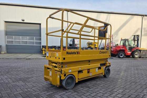 Haulotte Compact 8 Electric, 8.2m Working Height, 350kg Cap Haulotte Compact 8 Electric, 8.2m Working Height, 350kg Cap 20...