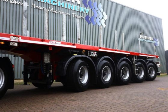 MAX Trailer MAX410 The MAX410 with hydro-mechanical" steering Max Trailer MAX410 The MAX410 with hydro-mechanical" steerin...