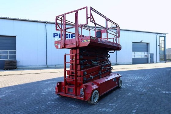 PB LIFT S171-16E Electric, 17.3m Working Height, 400k PB LIFT S171-16E Electric, 17.3m Working Height, 400k 2010 2 Scissor...