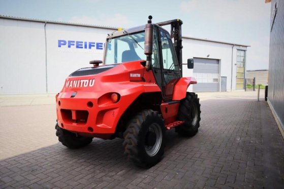Manitou M30-4 Diesel, 4x4 Drive, 3t Capacity, Triplex Mast M30-4 Diesel, 4x4 Drive, 3t Capacity, Triplex Mast 2015 2 Rough...