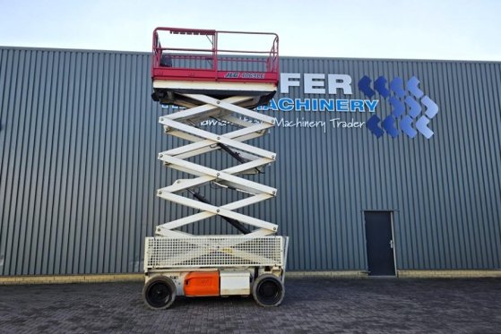 JLG 4069LE Electric, 14.2m Working Height, 360kg Capac 4069LE Electric, 14.2m Working Height, 360kg Capac 2008 2 Scissor L...