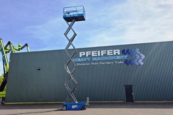 Genie GS3246 Electric, Working Height 11.75 m, 318kg Cap GS3246 Electric, Working Height 11.75 m, 318kg Cap 2013 2 Scissor...