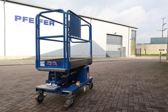 JLG Power Tower Electric, 5.10m Working Height, 250kg Power Tower Electric, 5.10m Working Height, 250kg 2017 2 image 12
