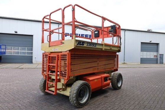 JLG 3369LE Electric, 12m Working Height, 450kg Capacit 3369LE Electric, 12m Working Height, 450kg Capacit 2008 2 Scissor L...