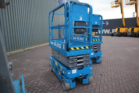 Genie GS1932 E-Drive Several In Stock, 8m Working Height 4842 2022 2 Scissor Lifts image 12