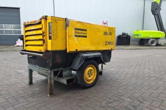 Atlas Copco XAS66 As-Is, Diesel, Volume flow: ± 3,4 – 3,7 m³/m XAS66 As-Is, Diesel, Volume flow: ± 3,4 – 3,7 m³/m 1997 2 C...