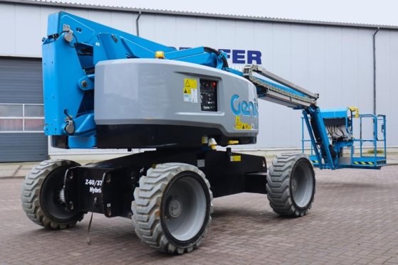 Genie Z60/37FE Valid Inspection, *Guarantee! Hybrid, 4x4 Z60/37FE Valid Inspection, *Guarantee! Hybrid, 4x4 2021 2 image 32