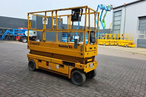 Haulotte Compact 8 Electric, 8.2m Working Height, 350kg Cap Haulotte Compact 8 Electric, 8.2m Working Height, 350kg Cap 20...