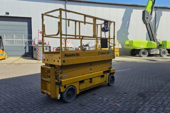 Haulotte Compact 10N Electric, 10m Working Height, 230kg Ca Haulotte Compact 10N Electric, 10m Working Height, 230kg Ca 20...