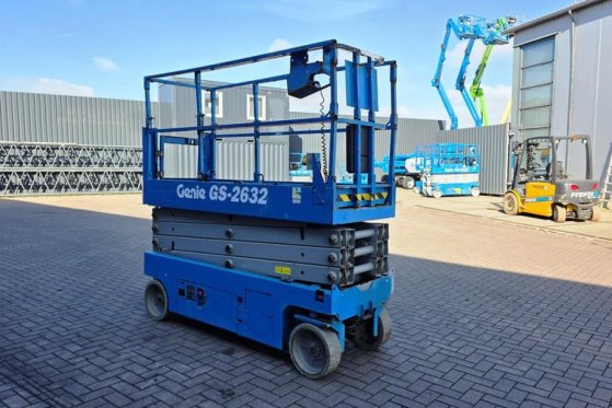 Genie GS2632 Electric, 10m Working Height, Non Marking T GS2632 Electric, 10m Working Height, Non Marking T 2015 2 Scissor...
