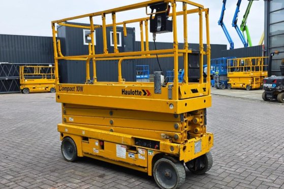 Haulotte Compact 10N Electric, 10m Working Height, 230kg Ca Haulotte Compact 10N Electric, 10m Working Height, 230kg Ca 20...