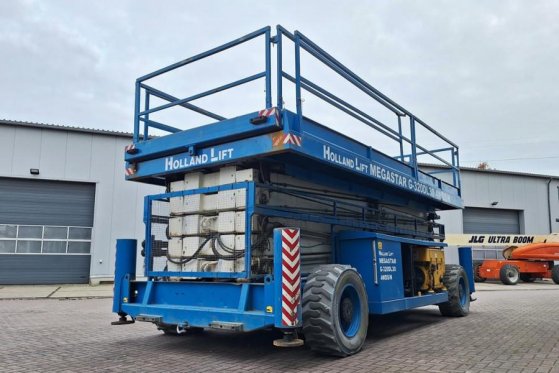 Holland Lift Megastar G320DL30 4WDS/N Diesel, 4x4x4 Drive, 34m Holland lift Megastar G320DL30 4WDS/N Diesel, 4x4x4 Drive, ...