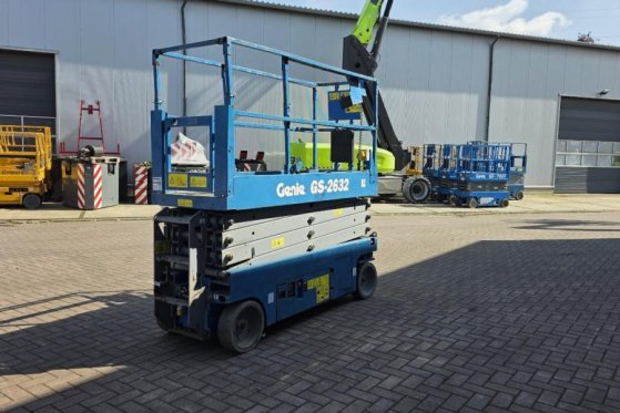 Genie GS2632 Electric, 10m Working Height, 227kg Capacit GS2632 Electric, 10m Working Height, 227kg Capacit 2015 2 Scissor...