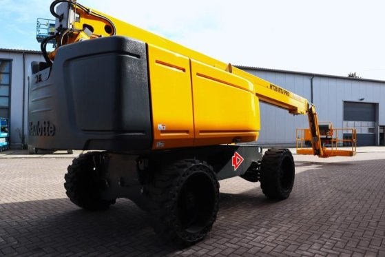 Haulotte HT28RTJ Pro Guarantee! 4x4x4 Drive, 28 m Working H Haulotte HT28RTJ Pro Guarantee! 4x4x4 Drive, 28 m Working H 20...