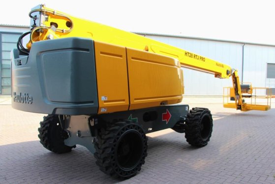 Haulotte HT28RTJ Pro Diesel, 4x4 Drive, 27.9 m Working Heig Haulotte HT28RTJ Pro Diesel, 4x4 Drive, 27.9 m Working Heig 20...