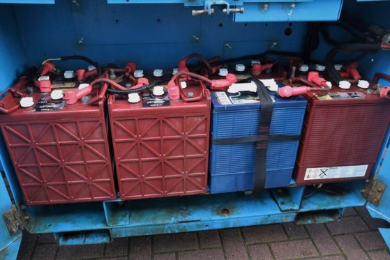 Genie GS4069DC Electric, 14m Working Height, 363kg Capac GS4069DC Electric, 14m Working Height, 363kg Capac 2014 2 Scissor...