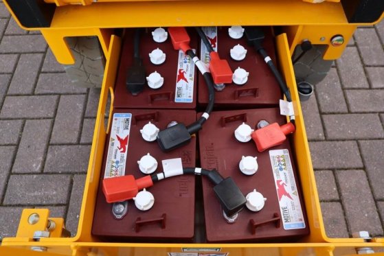 Haulotte Compact 10N Valid Iinspection, *Guarantee! 10m Wor Haulotte Compact 10N Valid Iinspection, *Guarantee! 10m Wor 20...