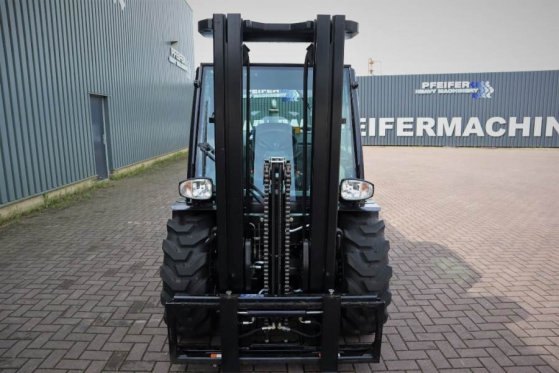 Manitou MC25-4 Valid Inspection, *Guarantee, Diesel, 4x4 MC25-4 Valid Inspection, *Guarantee, Diesel, 4x4 2022 2 Rough Ter...