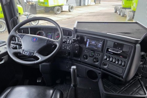 Scania R560 6x4 Dutch Registration, Diesel, 6x4 Drive, Ad R560 6x4 Dutch Registration, Diesel, 6x4 Drive, Ad 2009 2 Tracto...