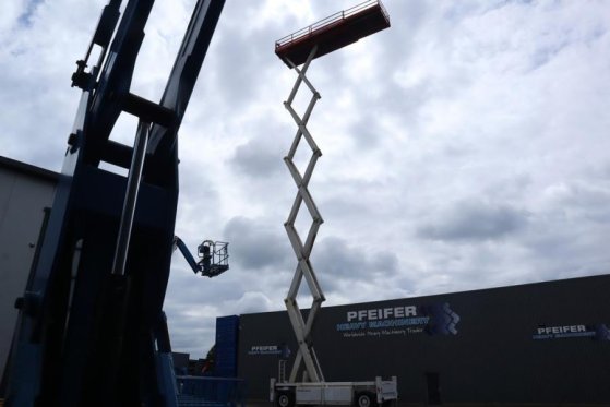 Liftlux SL320-30DS Diesel, 4x4 Drive, 34m Working Height, Liftlux SL320-30DS Diesel, 4x4 Drive, 34m Working Height, 1999 2...