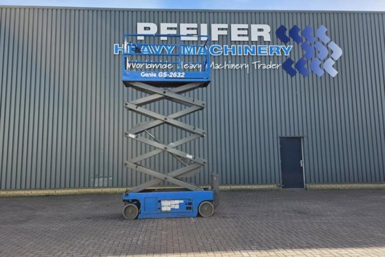 Genie GS2632 Electric, 10m Working Height, Non Marking T GS2632 Electric, 10m Working Height, Non Marking T 2011 2 Scissor...