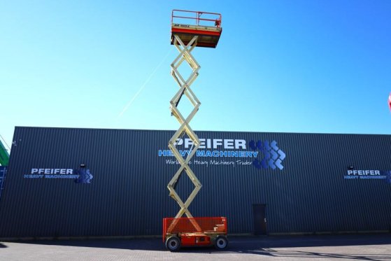 JLG M4069LE Hybrid, 14.2m Working Height, 360kg Capaci M4069LE Hybrid, 14.2m Working Height, 360kg Capaci 2012 2 Scissor L...