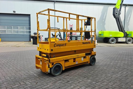 Haulotte Compact 8 Electric, 8.2m Working Height, 350kg Cap Haulotte Compact 8 Electric, 8.2m Working Height, 350kg Cap 20...