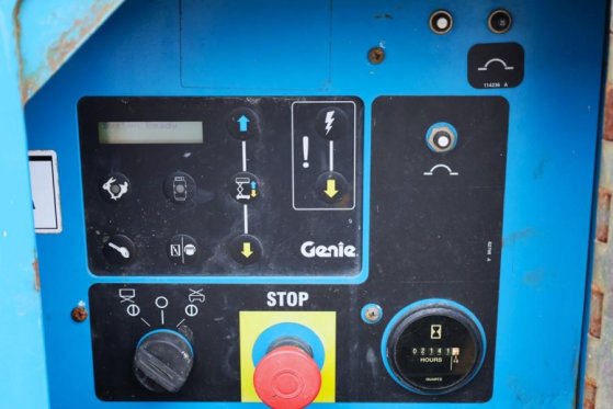 Genie GS4390 Diesel, 4x4 Drive, 15m Working Height, 680k GS4390 Diesel, 4x4 Drive, 15m Working Height, 680k 2012 2 Scissor...