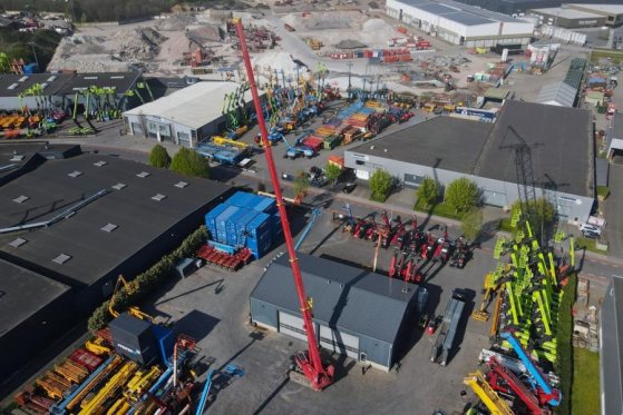 Liebherr LTR1100 Diesel, 100t Capacity, 52m Main Boom, Runn LTR1100 Diesel, 100t Capacity, 52m Main Boom, Runn 2009 2 Mobi...