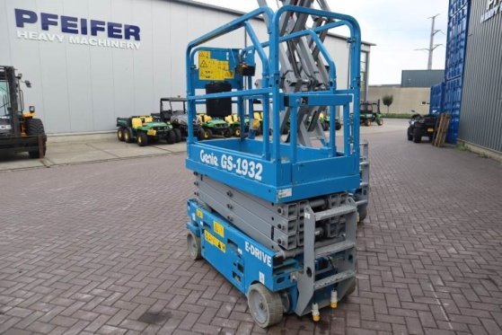 Genie GS1932 E-Drive Several In Stock, 8m Working Height 4842 2022 2 Scissor Lifts image 13