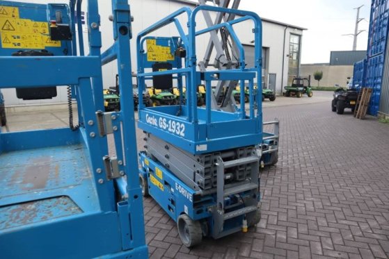 Genie GS1932 E-Drive Several In Stock, 8m Working Height 4842 2022 2 Scissor Lifts image 13