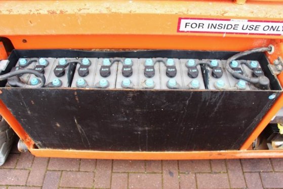 Holland Lift Combistar N-140EL12 Valid inspection, Holland lift Combistar N-140EL12 Valid inspection, 2011 2 Scissor Lifts...