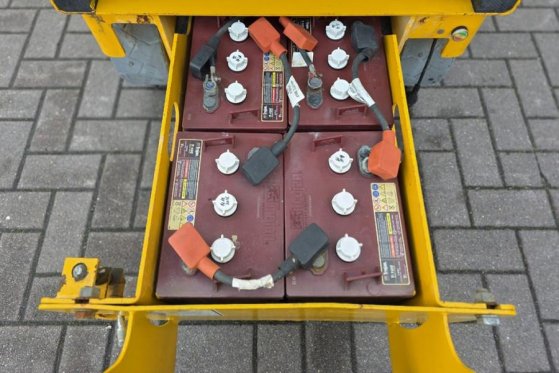 Haulotte Compact 8 As-Is, Electric, 8.2m Working Height, 35 Haulotte Compact 8 As-Is, Electric, 8.2m Working Height, 35 20...