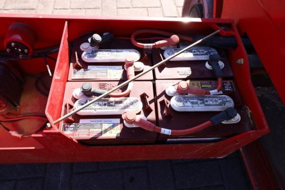 Magni ES0808E Electric, 8m Working height, 380kg Capacit MAGNI ES0808E Electric, 8m Working height, 380kg Capacit 2019 2 S...