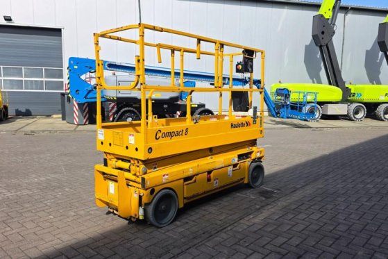Haulotte Compact 8 Electric, 8.2m Working Height, 350kg Cap Haulotte Compact 8 Electric, 8.2m Working Height, 350kg Cap 20...