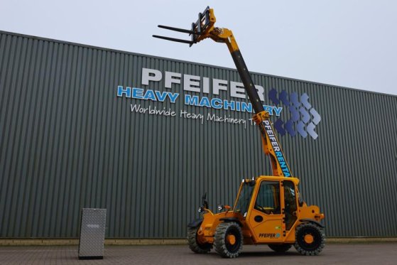 JCB 525-60E Fully Electric, 2500kg Capacity, 6m Liftin 525-60E Fully Electric, 2500kg Capacity, 6m Liftin 2022 2 image 48