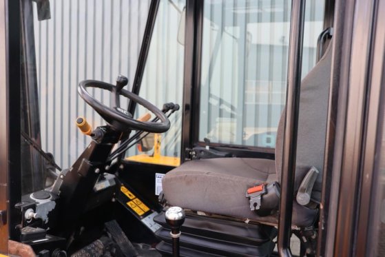JCB 930-4 T4 Valid inspection, Diesel, 4x4 Drive, 5500 10124 2017 2 Rough Terrain Forklift image 18