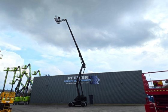 Niftylift HR28 HYBRID 4x4 MK2 Hybrid, 4x4 Drive, 28m Working Niftylift HR28 HYBRID 4x4 MK2 Hybrid, 4x4 Drive, 28m Working ...
