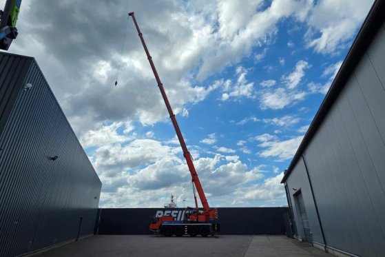 Liebherr LTM1070-4.1 Dutch Vehicle Registration, Diesel, 8x 10049 2006 2 Mobile Cranes image 3