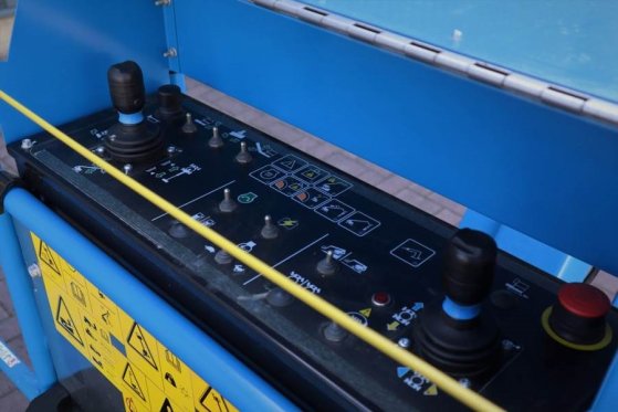 Genie S45XC Trax Valid inspection, *Guarantee! Diesel, 4 S45XC Trax Valid inspection, *Guarantee! Diesel, 4 2022 2 image 4